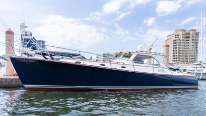 44' Hinckley 2001 Yacht For Sale